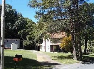 150 Camp Rd, Pine Grove, PA 17963