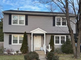 45 Worthley St, Red Bank, NJ 07701