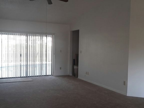 5th image of 2257 Cypress Point Dr E