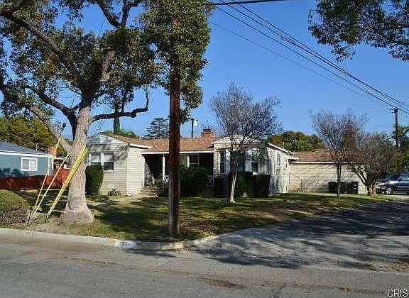 4th image of 1352 N Catalina St