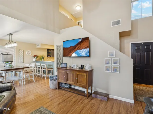 501 S SUNRISE Drive, Gilbert, AZ 85233