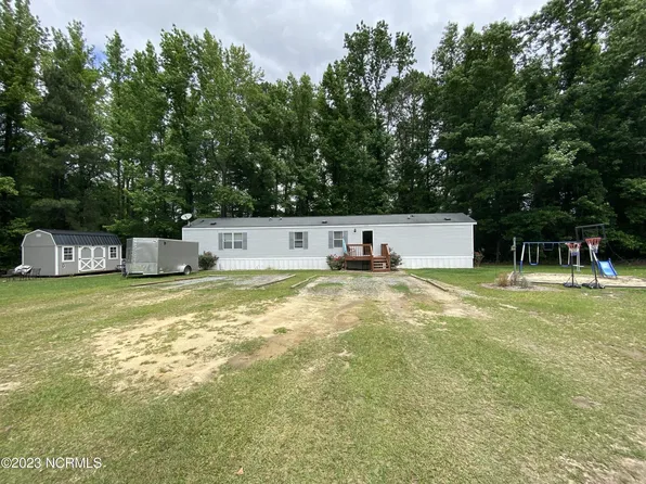 104 Weeping Willow Lane, Clinton, NC 28328