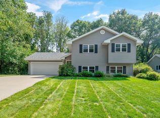 2576 8th St, White Bear Township, MN 55110