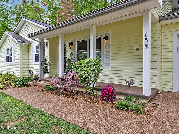 4th image of 158 Dovenshire Dr