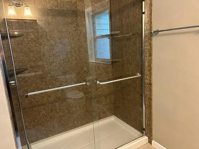 406 Taft St — Photo 13
