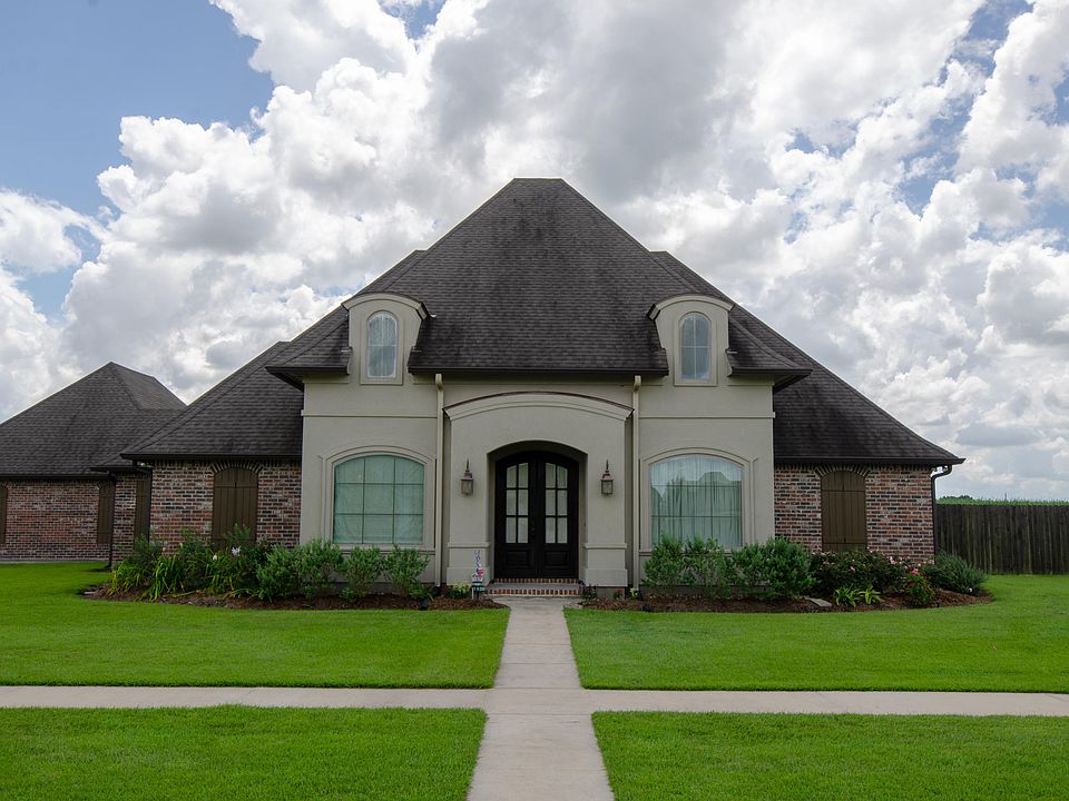 1st image of 11408 Twin Oaks Cir