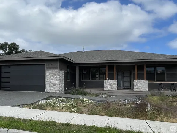 61 Berkshire, Sequim, WA 98382