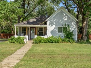 1203 S 3rd St, Rogers, AR 72756