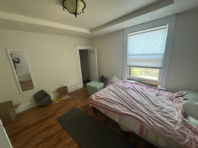 342 N Cherokee St — Photo 5
