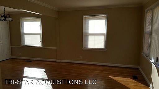 3rd image of 1234 Darr Dr