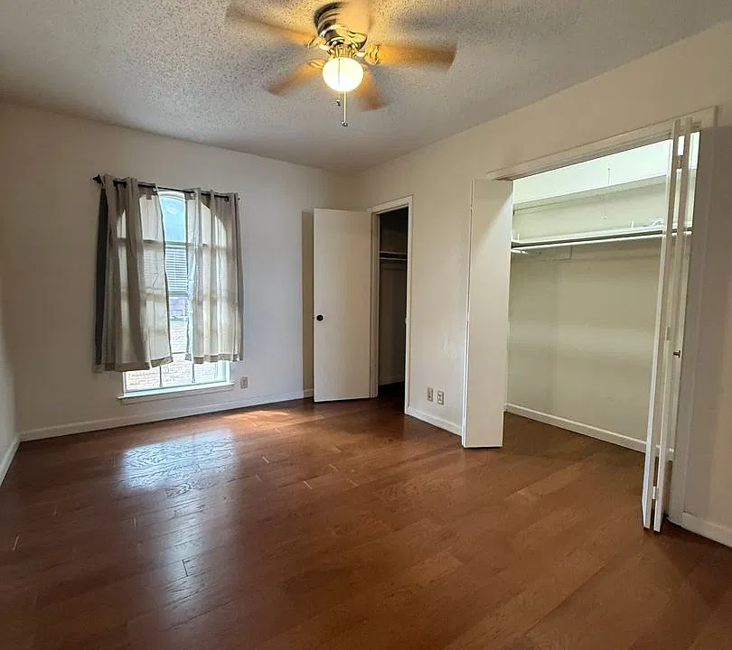 112 E Josephine St #16
