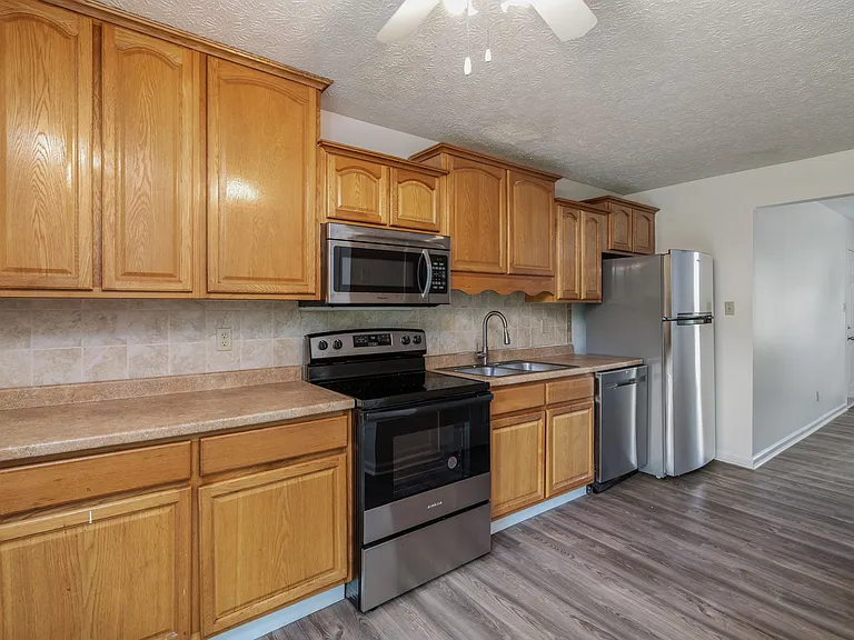 4801 Cannon Ridge Dr #B — Photo 9