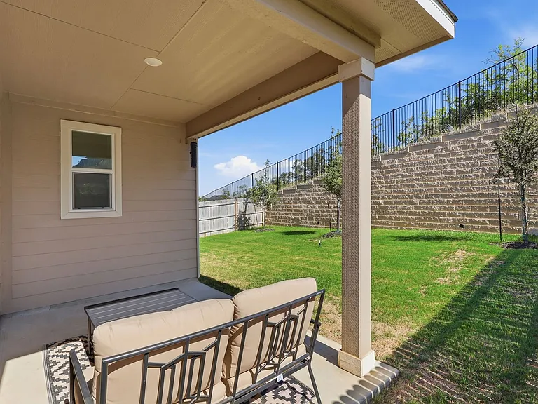 15415 Oceanus Dr — Photo 20