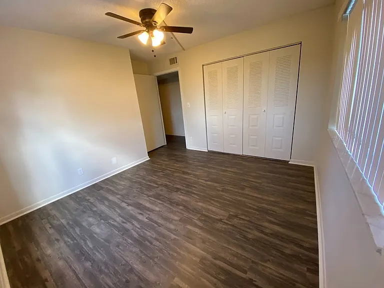 8010 Hampton Blvd #411 — Photo 13