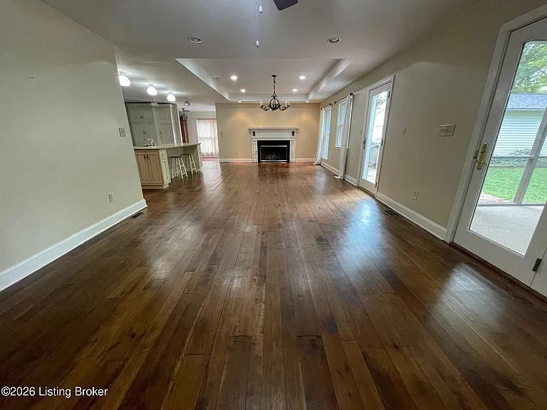 106 Spruce Ln — Photo 4