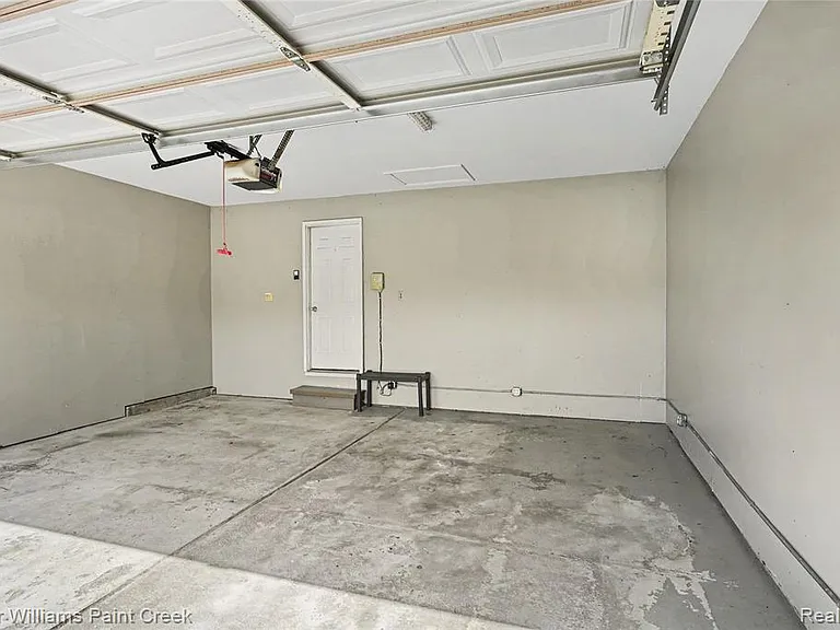 34335 Heartsworth Ln — Photo 23