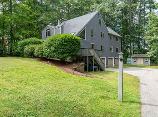 8 Seasons Lane, Londonderry, NH 03053