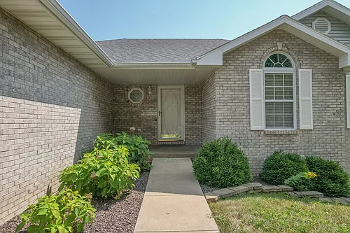 3725 Oxford Rd Photo 1