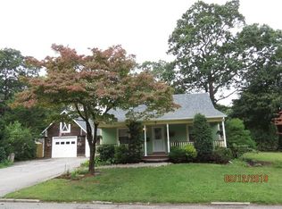 5 East Ct, North Kingstown, RI 02852