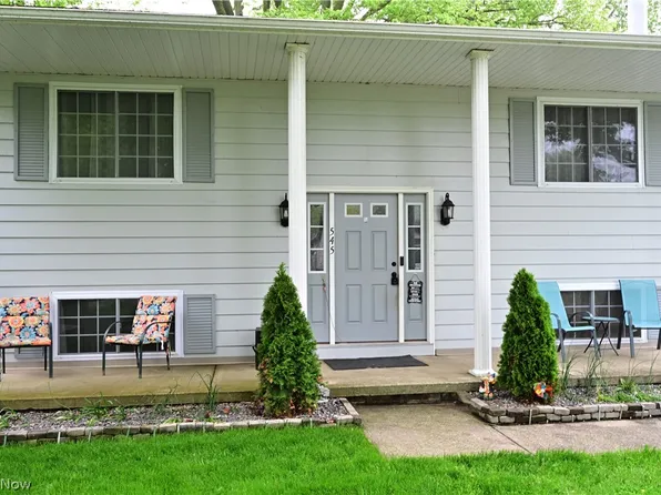 545 W Shore Blvd, Sheffield Lake, OH 44054