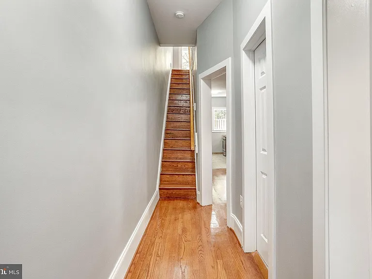 606 Q St NW — Photo 5