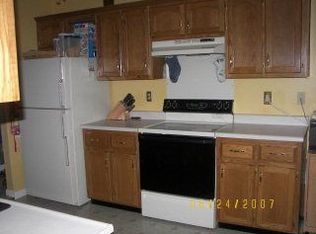 1017 Moonlight Dr, Berea, KY 40403