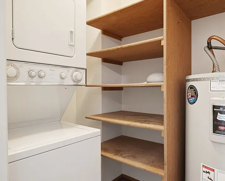 Daniels Apartments — Photo 14