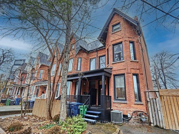 87 Oxford St #C01, Toronto, ON M5T 1P2