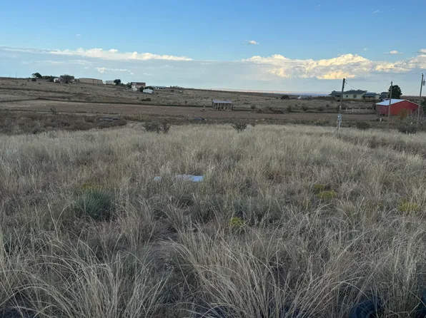 15 Dusty Ln, Edgewood, NM 87015