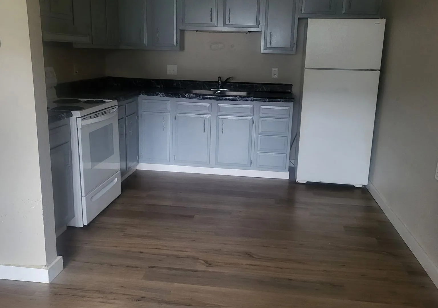 Fairview Apartments — Photo 4