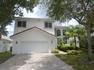 2048 SW 176th Ter, Hollywood, FL 33029