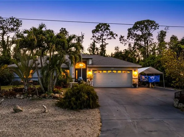 8164 Harrisburg DR, FORT MYERS, FL 33967
