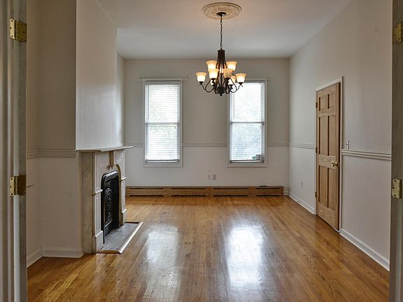 5th image of 170A Claremont Ave