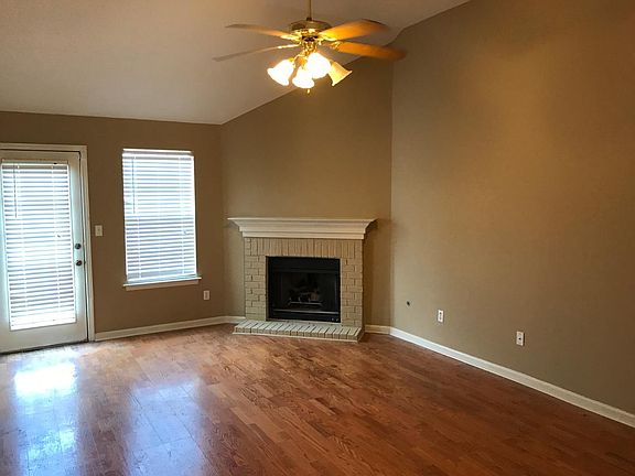 2nd image of 7600 Breeze Wood Cv