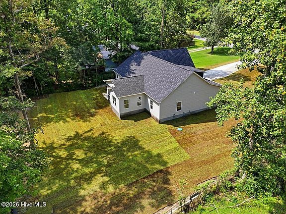 2nd image of 170 Middleton Place