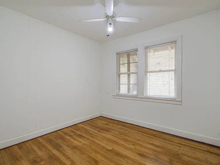 1428 Wentworth St #1 — Photo 20