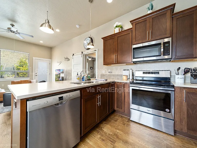 3343 N Rosalia Rd — Photo 26