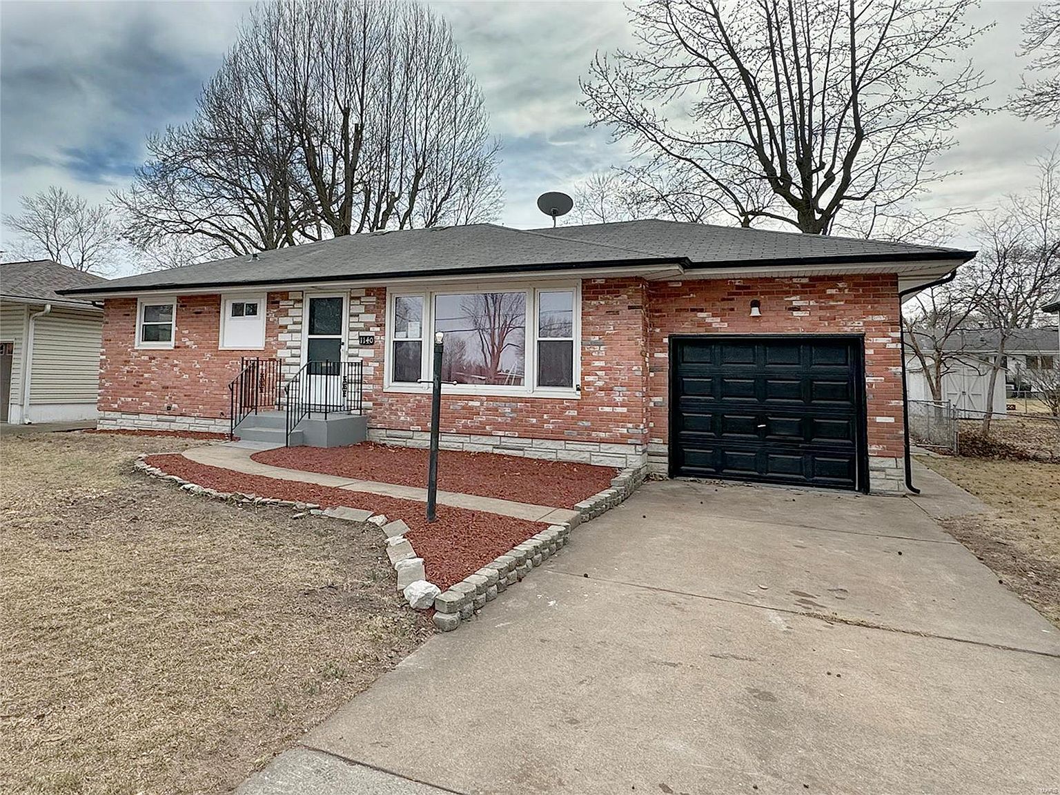 1140 Lindsay Ln, Florissant, MO 63031 Zillow