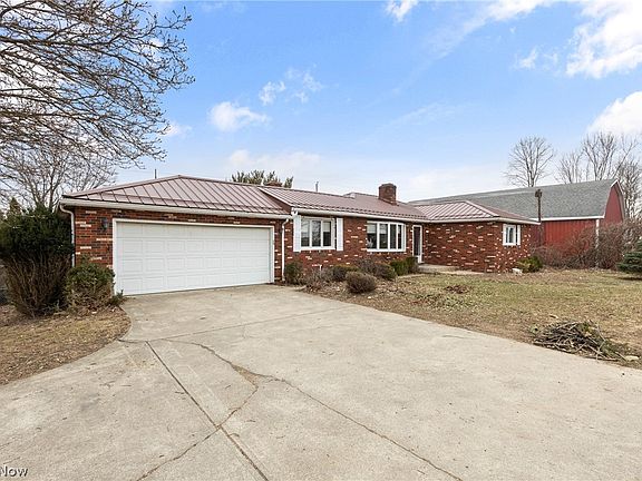 3rd image of 70828 Crescent Rd