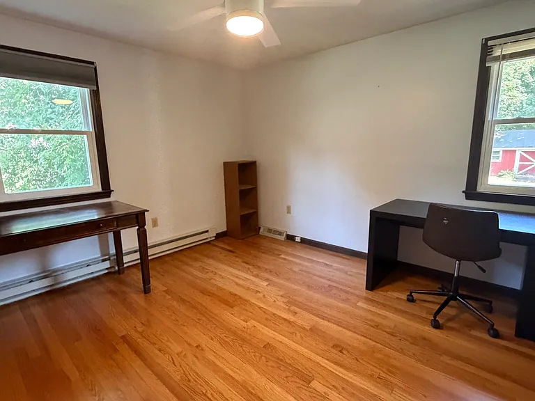 18 Lawson Dr — Photo 8