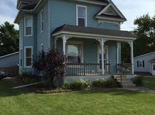 412 E Court St, Cambridge, IL 61238