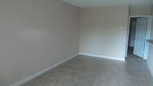 131 NE 40th Ct #203 Photo 1