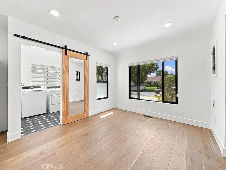 1338 Bruce Ave — Photo 8
