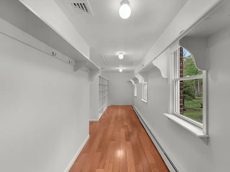 1674 High Point Ln — Photo 34