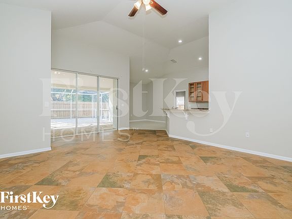 2nd image of 10529 San Travaso Dr