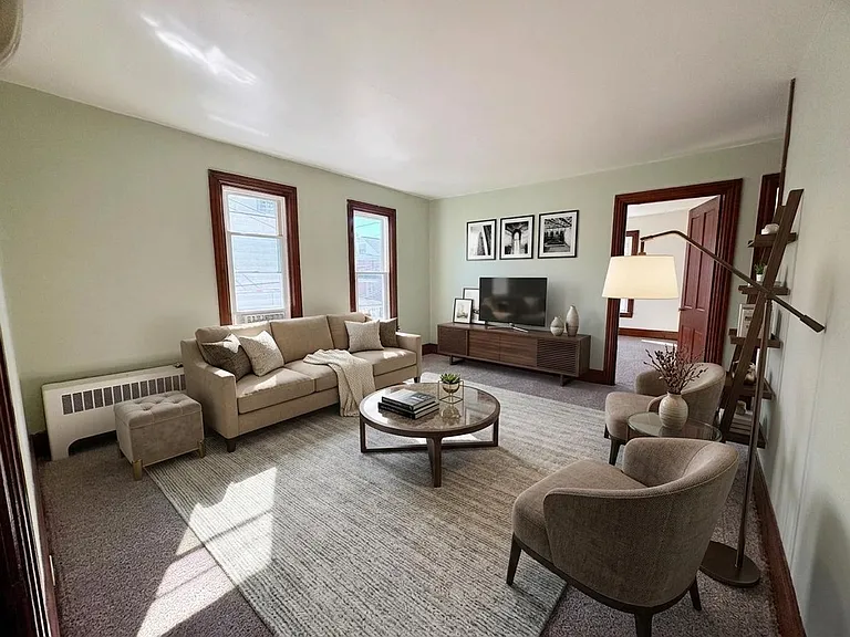 133-135 E Park St — Photo 1