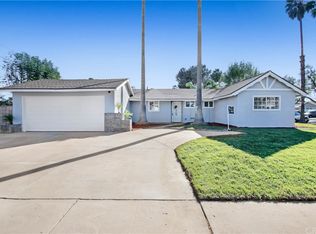 807 W Lorraine Pl, Rialto, CA 92376