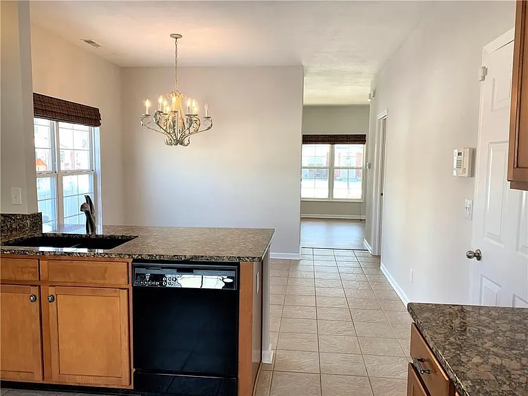15426 Bowie Dr — Photo 11