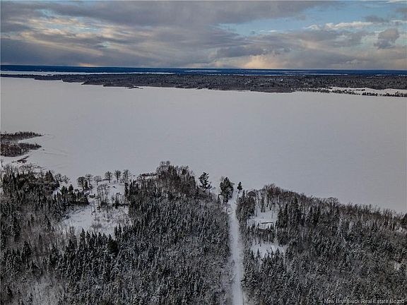 3rd image of LOT Cumberland Point Rd