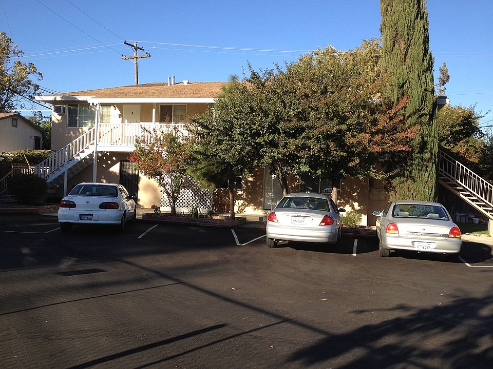 1st image of 1564 Vermont Ave APT B
